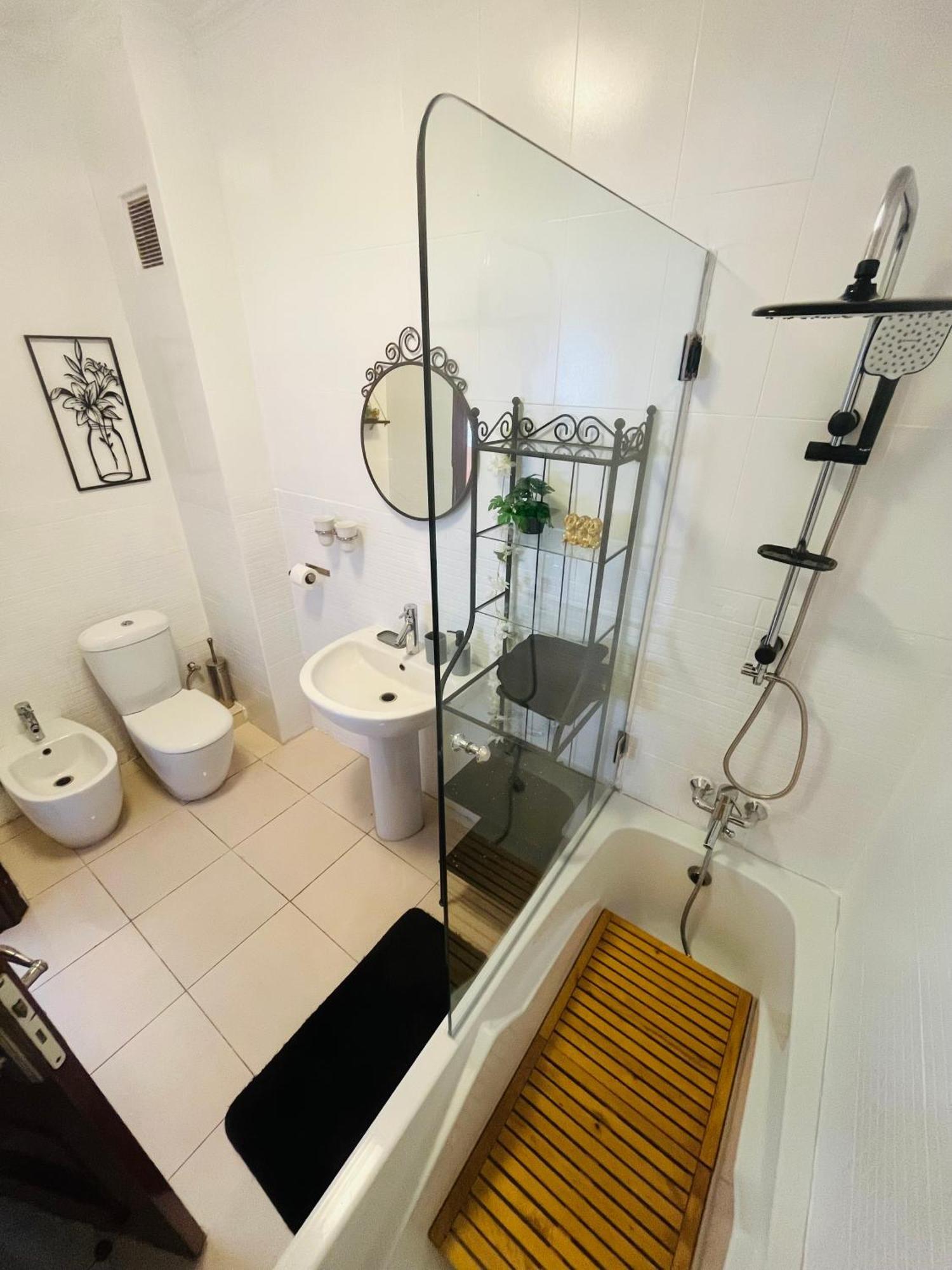 Bright Apartment With Sea View, Few Steps Away From The Tgv طنجة المظهر الخارجي الصورة